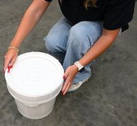 PAIL-SCR-35-W_F.jpg